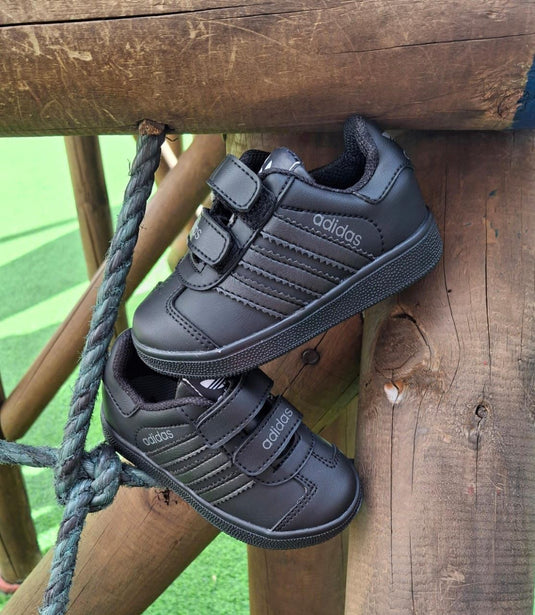 Tenis Velcro Negro Colegial