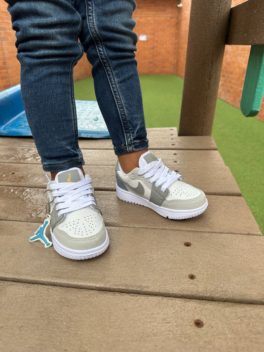 Tenis dunk gris