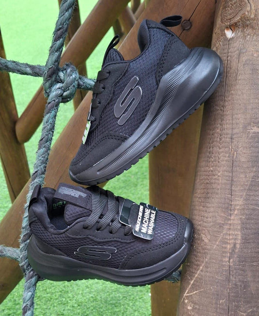 Tenis Skeachers Ultraliviano Negro